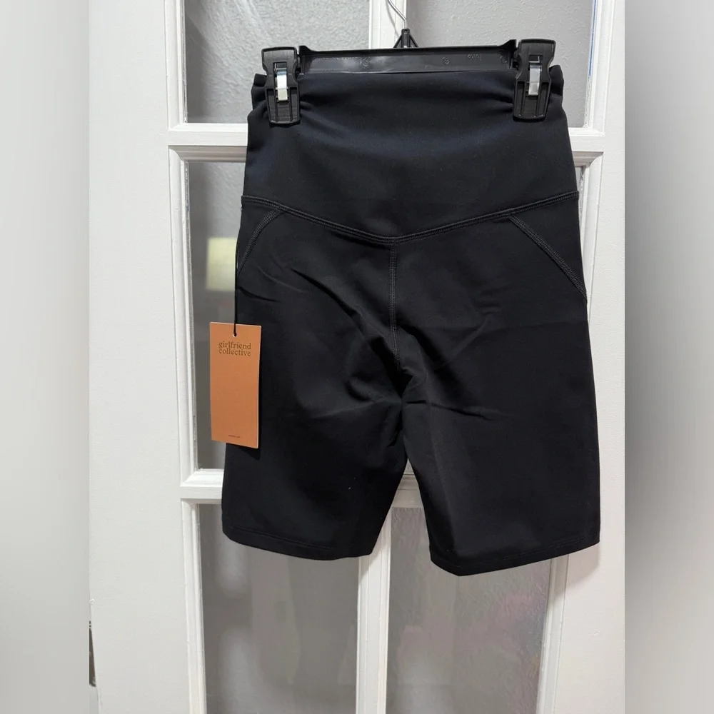 NWT GIRLFRIEND COLLECTIVE Black High-Rise Bike Short - Picture 8 of 10